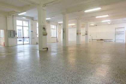 Industrial venue with courtyard in Tortona