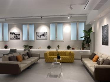 Showroom design in zona stazione Centrale
