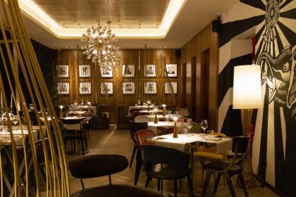 Restaurant with private rooms for events