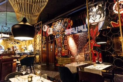 Restaurant with private rooms for events