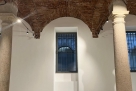 Large venue with windows in Cordusio