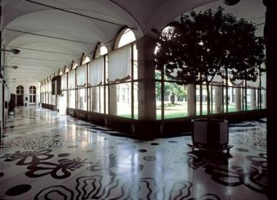 Convention centre in Cadorna, Milan