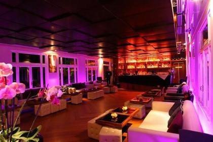 Club Esclusivo with view