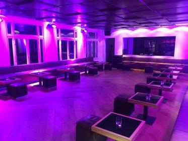 Club Esclusivo with view
