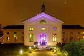 Deconsecrated church with garden in the centre