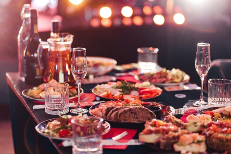 Five practical tips for organising a corporate Christmas party