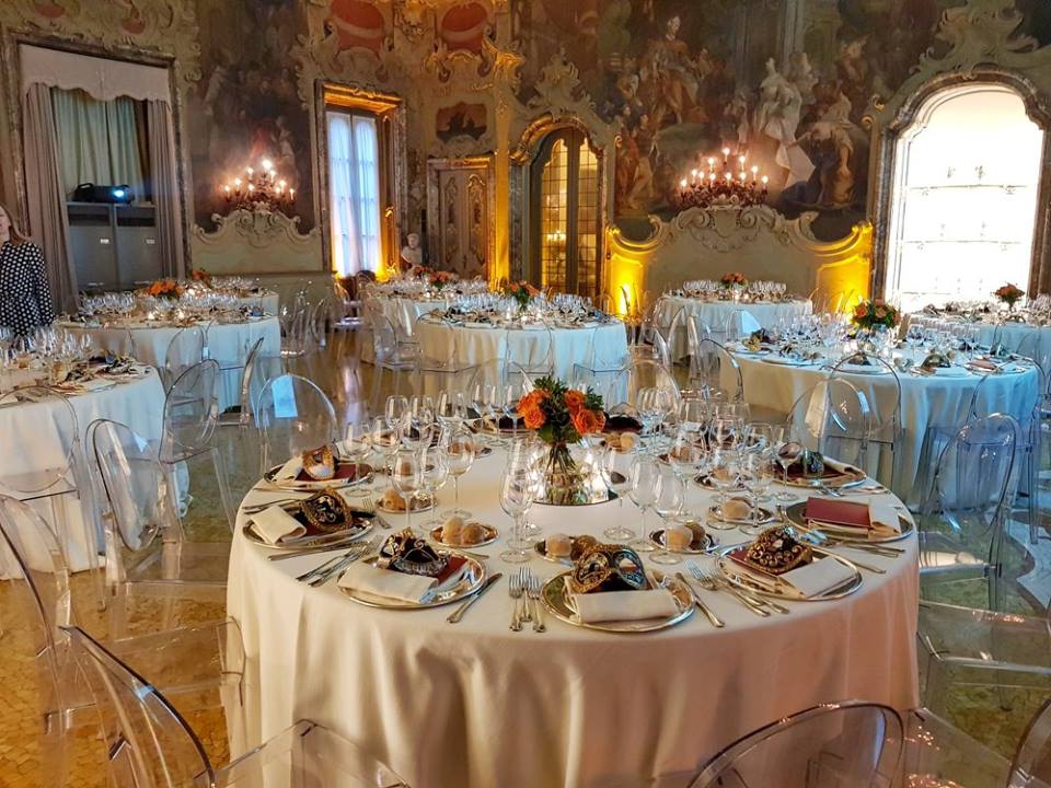 Memorable Company Christmas Dinners in Milan's Top Venues