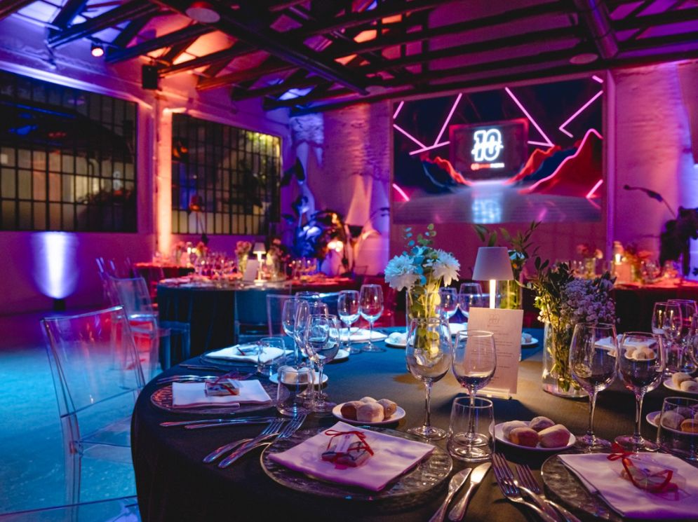 INNOVATION AND PROFESSIONALISM